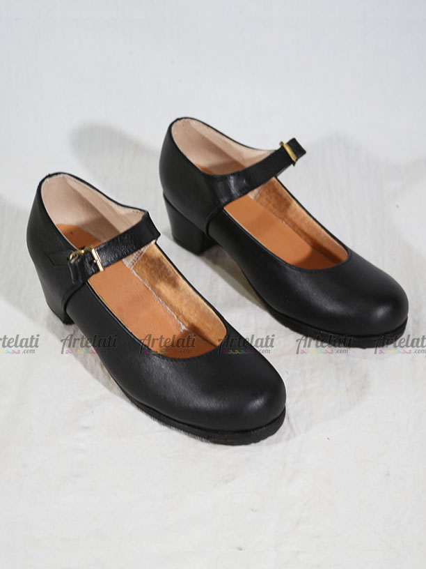 Zapato-folclorico-artelati-negro-arriba