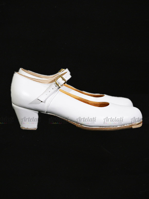 Zapato-folclorico-blanco-lado
